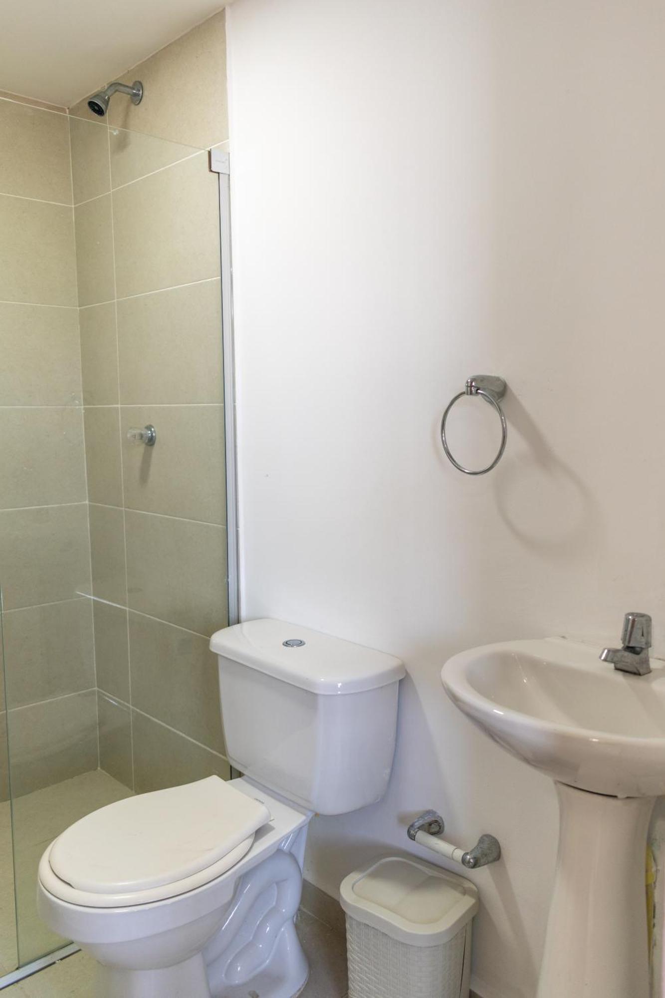 Apartment Completo Cerca Malecon Del Rio *
