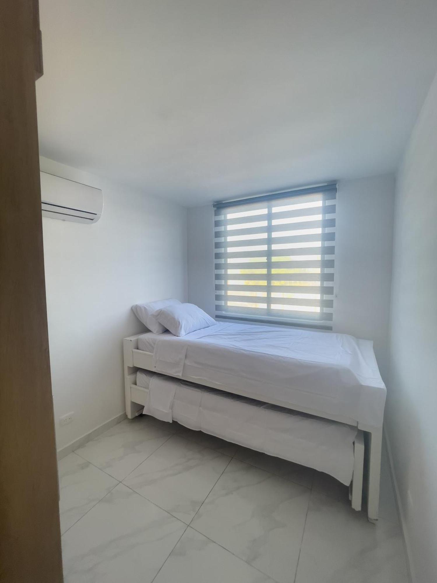 Apartment Completo Cerca Malecon Del Rio